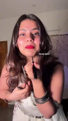 suramyapandiya - Ass sitting prettttyyyyy