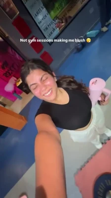 suramyapandiya - 🍑 Booty popping dildo suck 💗 and ride 🥵 (swipe for all
