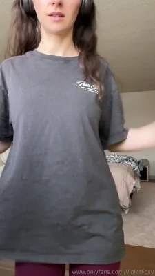 violetfoxy_ - I’m wet and fucking horny right now, I need some big phat cock