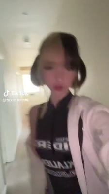 toxic - Swipe to take my panties off
