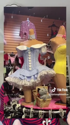 notsophiesilva - Do you wanna milk me or should I be the one milking you