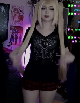 loopziepop - Here's a closeup of my face while I'm cumming during cunnilingus