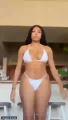 justicereality_ - Guess my bra size - If you get it right, I'll spoil you 🍒😍