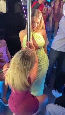 jadejacobs - Be careful what you honk, she may bite...