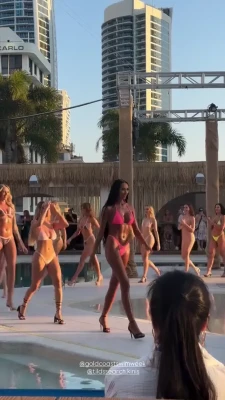 jadejacobs - Quarantine photoshoot: "Bare" Let me clap my cheeks for