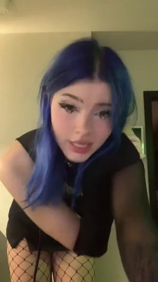 annfigma - whole 20 min video in DM for u ..Monday Madness :D