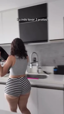 white_fairyy - Holding my Boob while you can enjoy my belly!