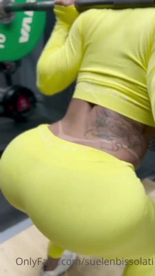 suelenbissolati - Short, tight and kinda see through 🫠
