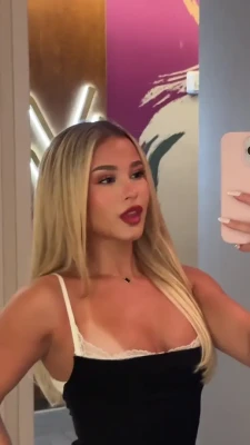 katalinacartmel - Little bruise on my back