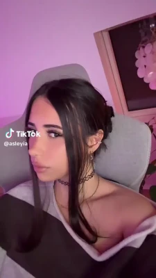 asleyia - 🚨 Naughty Upskirt No panties Thursday!! What would u do next?