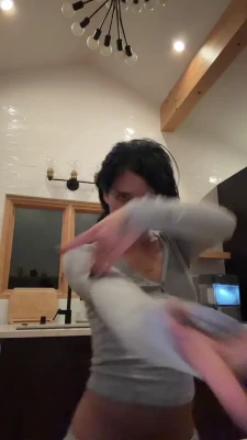 nessaabarrett - Te provoca Papi?🔥😈 estoy solita en mi casa solo para tiii🥵