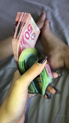 thevixenfiles - I can't take my tits out without squishin' them, it's one of the best
