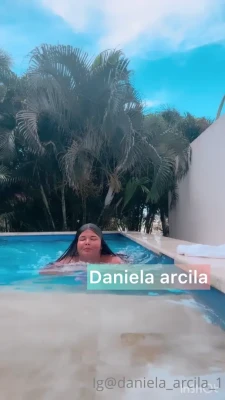 daniela_arcila1 - Lekker op de lavabo!