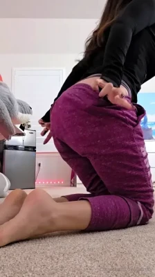 alinity - Kind of a different angle lol but you get a pretty lovely view of my