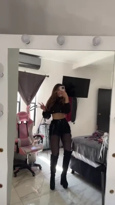 amevs098 - I wanna fuck so bad 😜