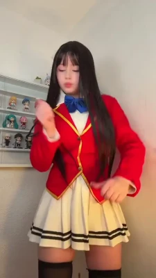 upminaa - Pretty in pink