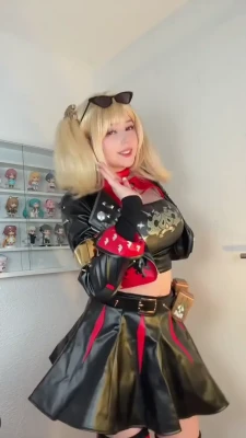 upminaa - Wanna See More   DM Me For More Exploit Content