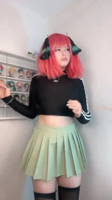upminaa - I'm thinking about trying something new on MV Live tonight. BG