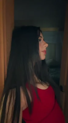 ltsmikaylacampinos - Reflection seems sexy, doesn't it?