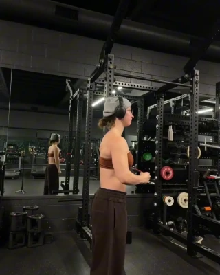 leanbeafpatty - 🥵 watch us chainsmoking and fucking💦 @u178278320 (MrPenny)