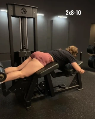 leanbeafpatty - My ass never looked that juicy before 🤯
