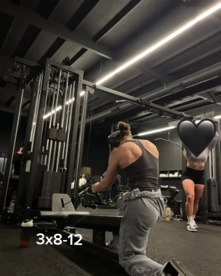 leanbeafpatty - Sexy is not in the corner, it's in the ability to be bright! 💋💖
