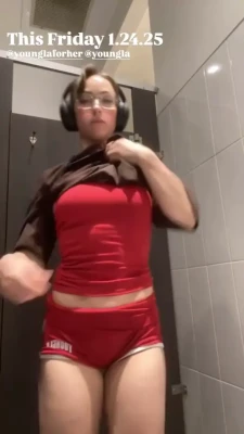 leanbeafpatty - Who's cage it extra tight? #locktober