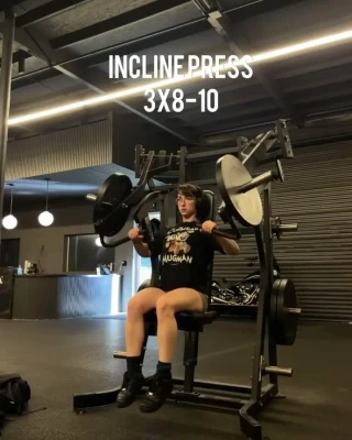 leanbeafpatty - OMG! This is from when Snapchat was cool! Sending out the full video