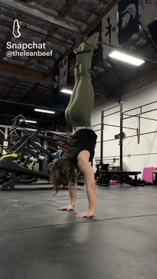 leanbeafpatty - am i wearing panties right??🥺