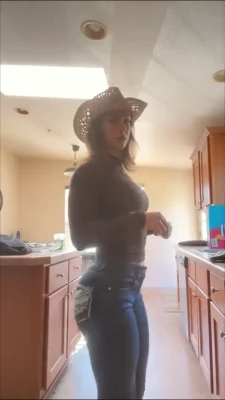 leanbeafpatty - And one from the front.