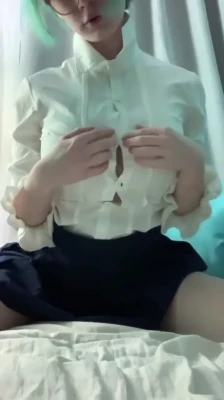 fake - POV  you are waking me up by eating your  breakfast