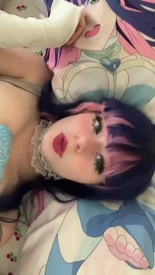 fake - Come see Frieren taking off her Christmas outfit and showing off the