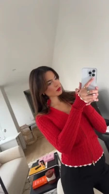 ellamendelsohn - Thoughts on this new hot pink set? 💕