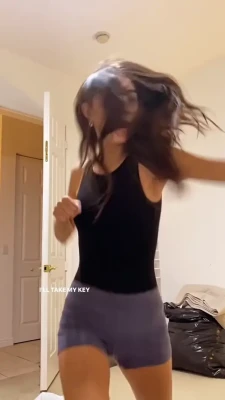 kylinmilan - hot workout...