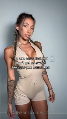 victorialewis - Tell me -are you an ass person? If yes, why? 🍑 😈