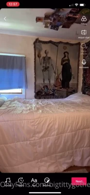 bigtittygothegg - This is a total package video where i get fucked in the pussy and