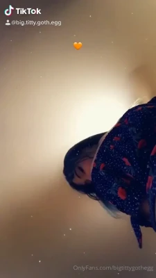 bigtittygothegg - Enough jiggle to cause an earthquake