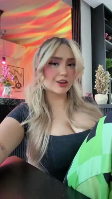arigameplays - Which virgin cuck wants to earn the privilege of sending to me