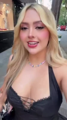arigameplays - Friday night in 👅 do you like my nudes I took for u? 😼 DM if u