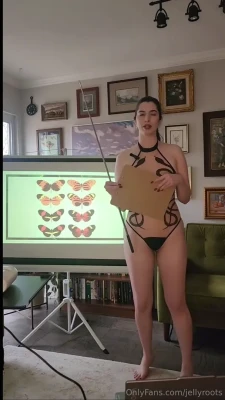 jelly_roots - Fuck the Supreme Court, but also look at my boobs 💦 Like this post