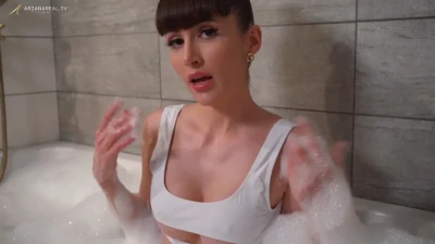arianarealtv - A big shout out to all my gay followers, who undoubtedly know that