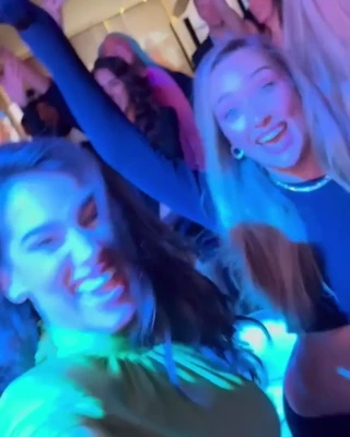 pennylaneisthename - I just wanted to spice things up here just a little bit more ..