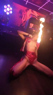 dorokh - Mood: Put on some hot lingerie & turn the lights off in the