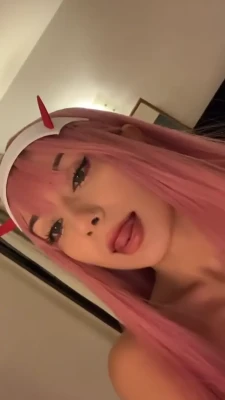 kasumi_sen - Joyeux Noël sn avance je vais vous envoyer ma sexe tape de Noël