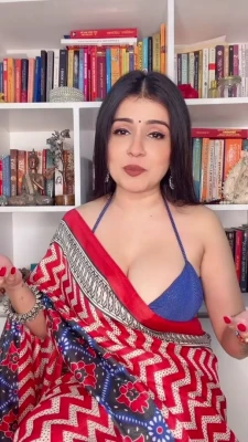 thenidhichaudhary - I loved a police officer because I'm sick as fuck 😂  YOUR TURN