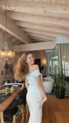 anastasiaveretnova - imagine the cum i’d have if all of you jerked off to my sexy body