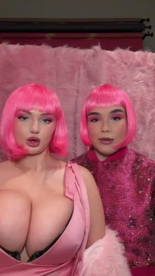 guggaigummibat - wow just look😜 I lie on a guy and he helps me masturbate🔞