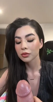 carolinekwann - Feeling very sultry in my black lingerie but of course I got super