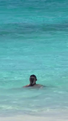 nicolacavanis - is it okay if I sit here?