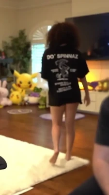 cinnabrit - I simply can’t get enough of my ass 😱😛